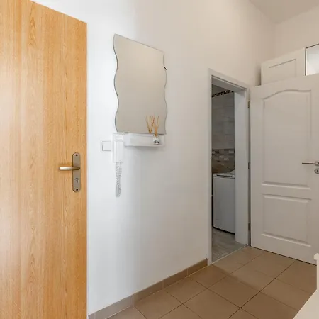 On Krymska Apartamento KLV